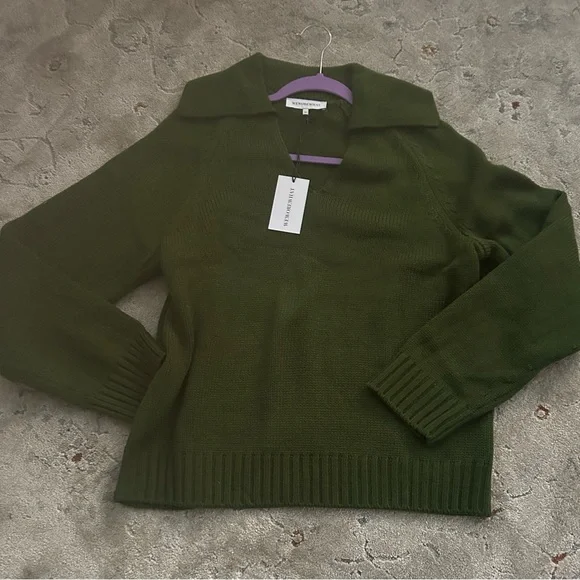 WeWoreWhat Collar V Neck Sweater - Picture 5 of 7